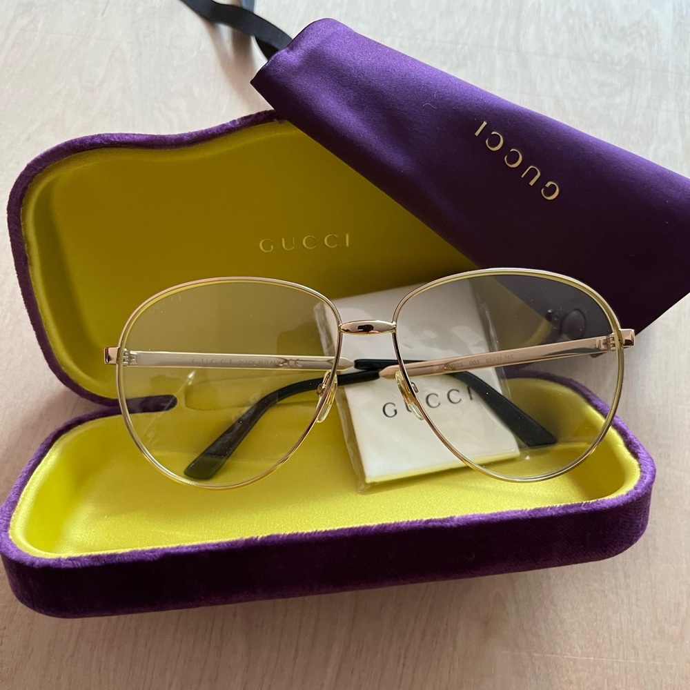 Authentic Gucci aviators eyeglass gold frames, retro vintage style NEW w/ case